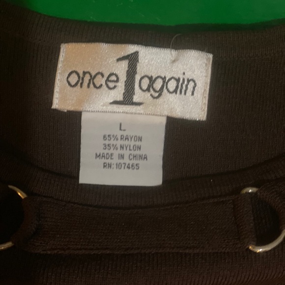 Brown sweater with metal accents new with tag - Picture 4 of 8